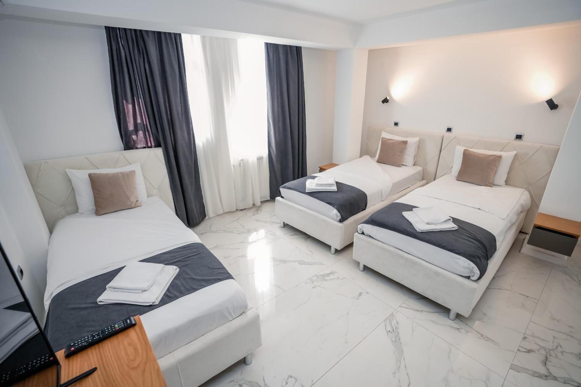 District&Delago Villa & Resturant Ohrid Exteriör bild
